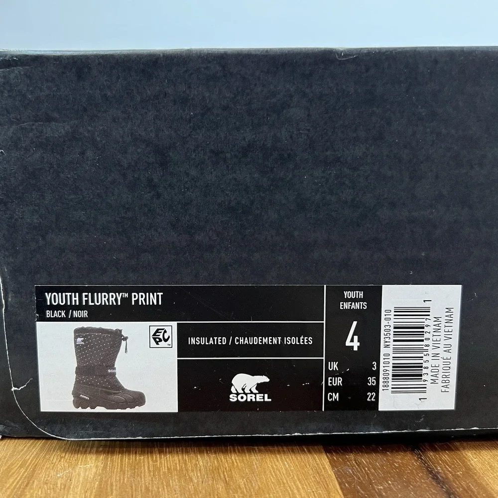 NIB Big Kids Sorel Youth Flurry Print Black Polka Dot Winter Snow Boots Size 4 Y